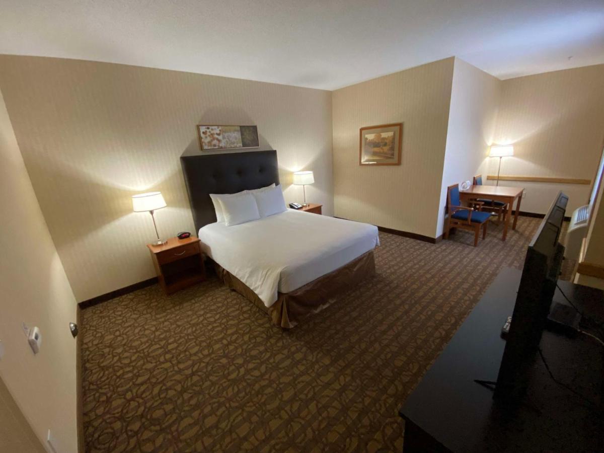 Western Cold Hotel