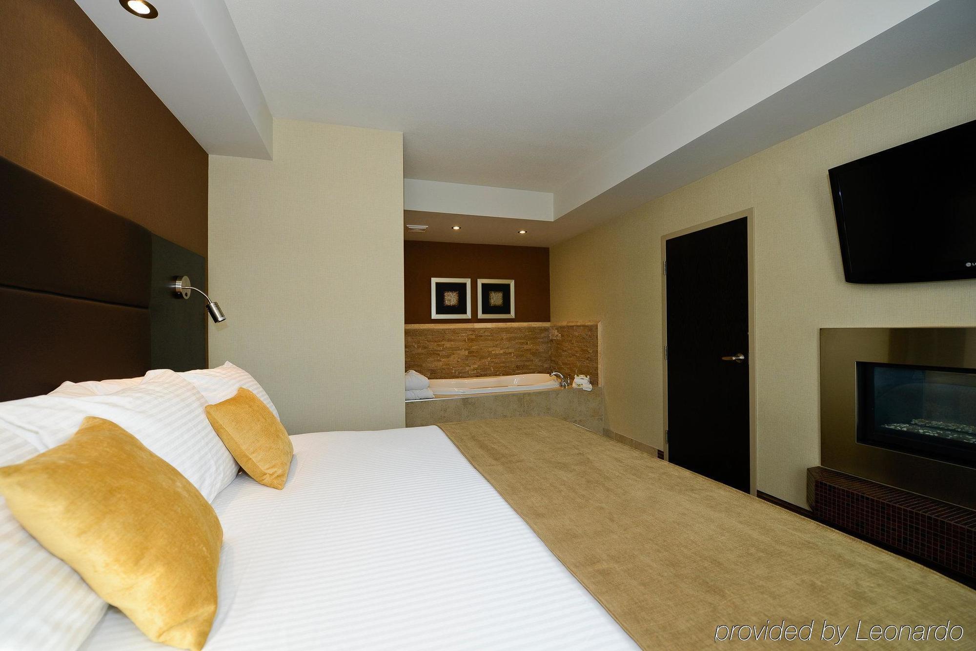 Western Cold Hotel